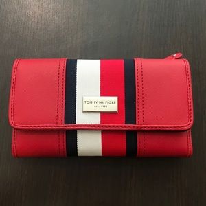 Tommy Hilfiger Wallet